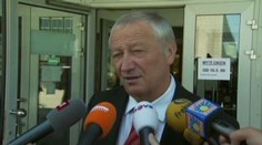 Ministr financí Janota bude šetřit. Zmrazí platy státních zaměstnanců