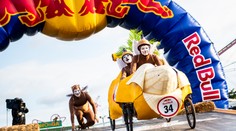 Moderátoři Snídaně s Novou: V cíli Red Bull Kár budou největší emoce