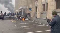 Střílejte bez varování, vzkazuje armádě kazachstánský prezident
