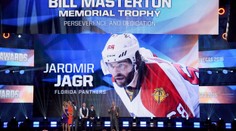 Jágr se dočkal velké pocty: Dostal trofej za oddanost hokeji!