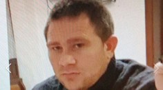 Zloděj vyskočil z okna a utekl přes rybník. Nenašli ho ani s termovizí
