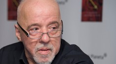 Vyřešeno: Coelho už našel malíře, kterého potkal před 34 lety v Praze