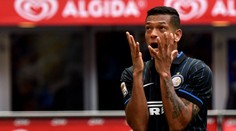 Temná alkoholová zpověď exfotbalisty Interu: 70 piv za noc, skok z balkónu