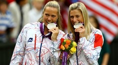 Hlaváčková s Hradeckou mají stříbro. Padly jen se sestrami Williamsovými