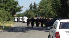 DRAMA U NYMBURKA: Gauneři se samopaly zaútočili na dům insolvenčního správce