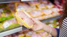 Odporný pohled do vietnamské tržnice. Našli tam čtvrt tuny masa neznámého původu