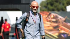 Komentátor urazil Schumachera a omlouvá se. Člověk už nemůže říct vtip, stěžují si lidé