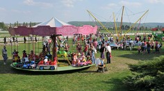 Neštěstí na pouti: Chlapečkovi (7) amputoval kolotoč prst