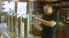 Češi pohrdají pivem! Ze štamgastů je ohrožený druh