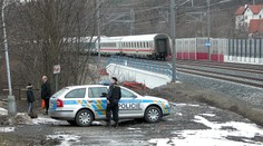 Na trati z Ostravy do Prahy zabil vlak člověka, spoje nabírají v obou směrech zpoždění