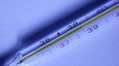 Neuvěřitelné! Žila 44 let se zapíchnutým teploměrem v plíci