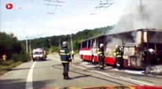 VIDEO: V Brně shořel autobus, nikdo nebyl zraněn