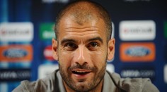 Guardiola poprvé vedl Bayern k vítězství, proti hvězdám ale stáli studenti a policisté