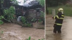 Lijáky se přehnaly Českem. Lidé uvízli v autech, voda zaplavila stadion