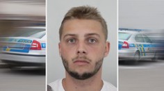 Policie pátrá po 27letém ozbrojeném muži. Je podezřelý z vyhrožování