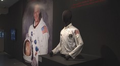 Vydražila se bunda, kterou měl Aldrin na Měsíci. Zájemce vyšla na 68 milionů