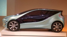 Náš reportér na pařížském autosalonu: lamborghini, chevrolet...