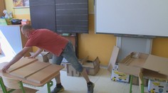 Školy finišují přípravy, do lavic se těší i děti. Některé se neviděly měsíce
