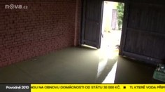 Povodňový úklid: Lidé se vrací domů a sčítají škody