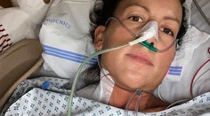 Žena porcovala kuřecí maso. Málem kvůli tomu přišla o život