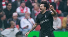 Momenty 27. bundesligového kola: Famózní rána o břevno i trefa v pádu
