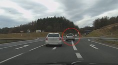 Řidič předjel auto a dupl na brzdu! Za pár minut to udělal znovu