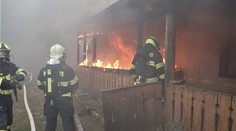 Hrdina (14) zachránil z hořícího domu na Zlínsku svou malou sestřičku