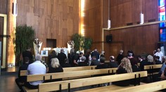 Blízcí se loučili s obětmi požáru. Slzy tekly i za nenarozenou Isabelku