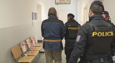 Matku měl zavraždit kvůli sporům. Muži z Orlickoústecka hrozí doživotí