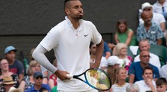 Kyrgios si opět utahoval z Djokoviče a fanouškovi zbyly jen oči pro pláč!