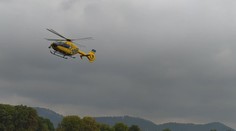 U Pravčické brány zranil hasiče padající strom. Do nemocnice ho převezl vrtulník