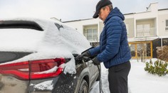 Expert na motory tvrdě zkritizoval elektromobily. Ušlechtilý cíl selhává, tvrdí