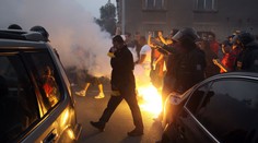 Sparťani napadli bohemáky před jejich hospodou! DEVĚT CHULIGÁNŮ už sedí v cele!