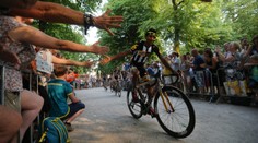 Tour de France vítá první Afričany. Půjde o vítězství i kola pro děti