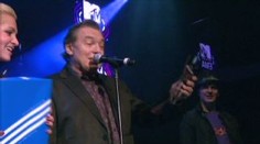 Charlie Straight uhranuli diváky MTV a dostali cenu!