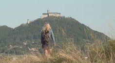 Tipy na výlety: V Máchově kraji čeká hrad plný záhad i stezka zdobená sochami