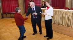 Dětská dopravní nadace mezi sirotky rozdělila 840 000 korun