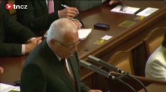 VIDEO: Klaus ve Sněmovně podpořil reformy. Kritizoval Ústavní soud