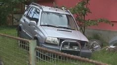 Výměna oleje se mu stala osudnou! Muže kvůli chybě zavalilo auto