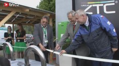 Na dálnici je první oficiální veřejná nabíječka pro elektromobily