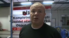 Pražský registr vozidel nezvládá nápor. Řidiči zuří