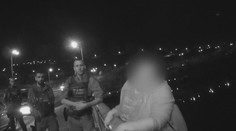 Dohnala ji drahota, mladá žena chtěla skočit z mostu. Policisté ji zachránili díky cigaretě