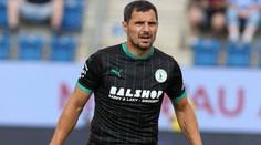 Loučení legendy ve stylu. Jindřišek se trefil a je nejstarším střelcem ligy