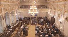 "Kdo porodil Babiše?": Funkční období poslanců končí, nechyběly bizarní chvilky
