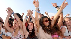 Návštěvníci festivalů už vytřídili milion plastových kelímků a 135 tun odpadu