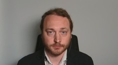 Důchodová reforma se snaží nezadusit potomky Husákových dětí, říká ekonom