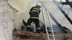 Hořící sláma zaměstnala hasiče na dvou místech v jižních Čechách