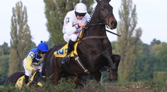 Orphee des Blins vypálila Váňovi rybník. Faltejsek vyhrál Velkou poprvé