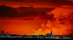 Nebe nad Islandem se zbarvilo doruda. Zasáhla ho zatím nejsilnější erupce