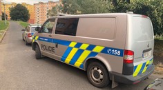 V Chomutově našli mrtvou ženu, mohla být zavražděna. Policie zadržela podezřelého